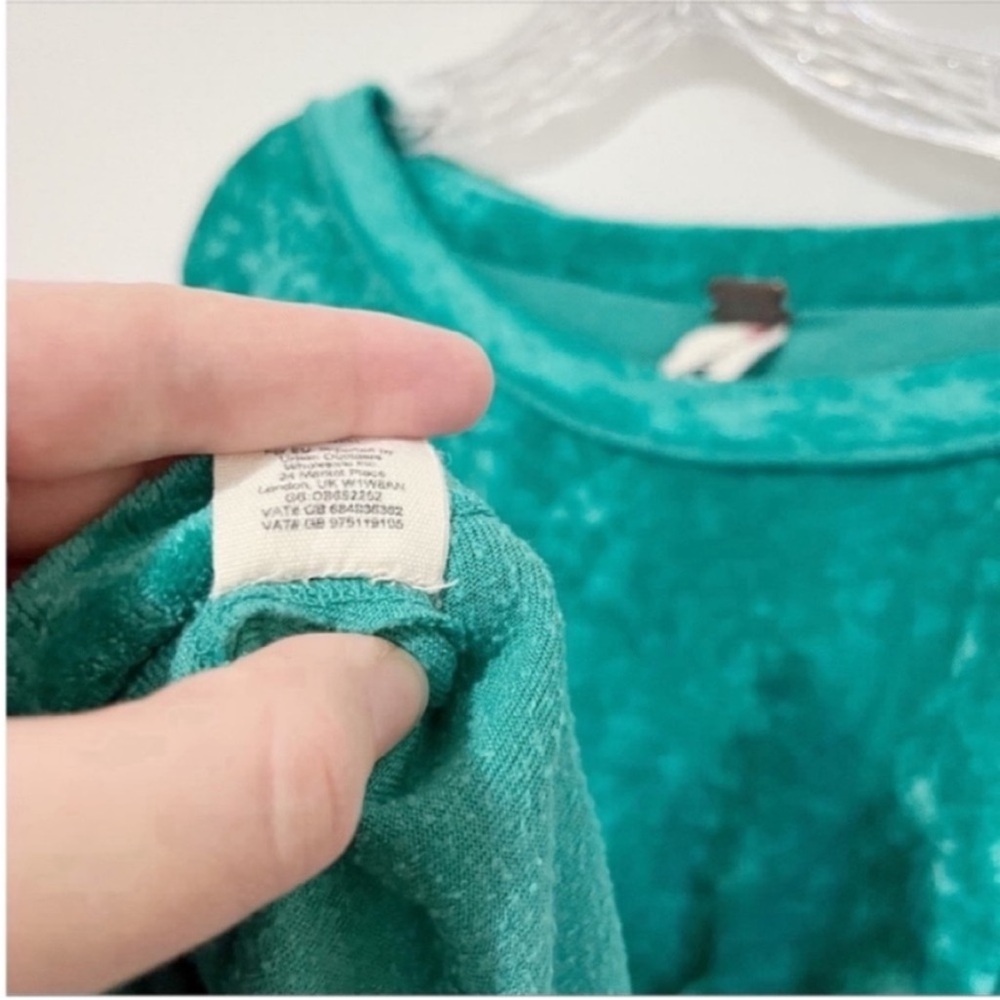 We the Free Milan sweater teal crushed velvet pullover oversized dolman sleeve - Picture 8 of 9
